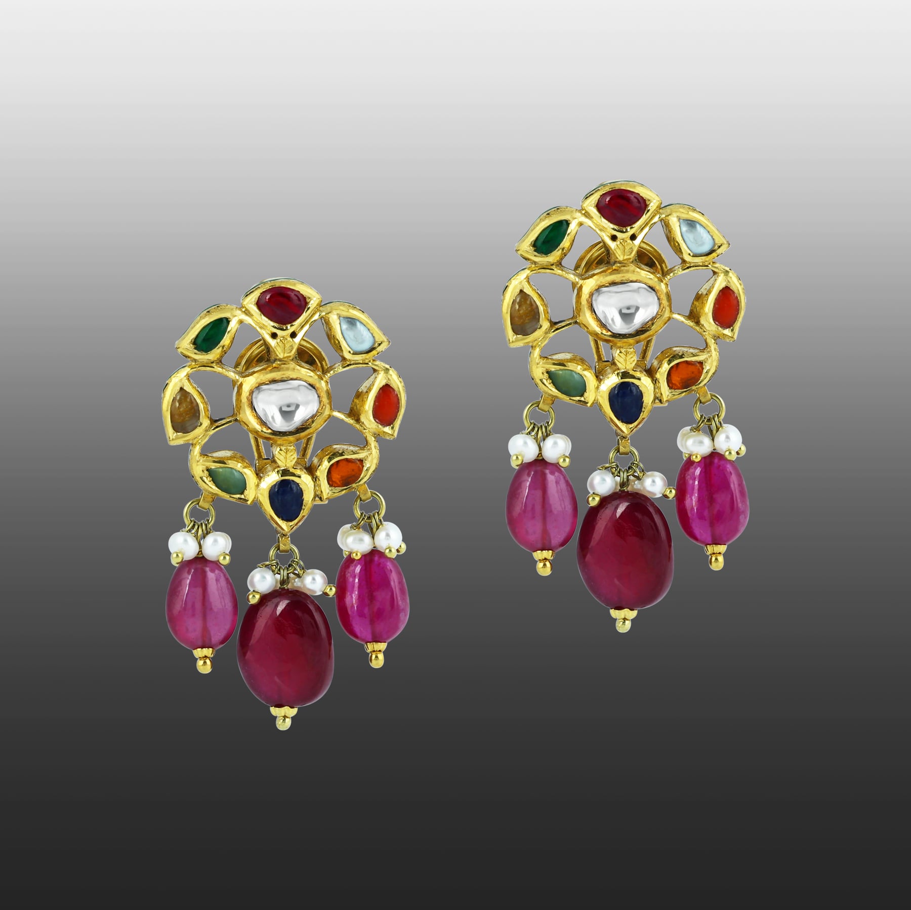 Versatile Navratan kalangi Choker with Multi Hues and Rubies